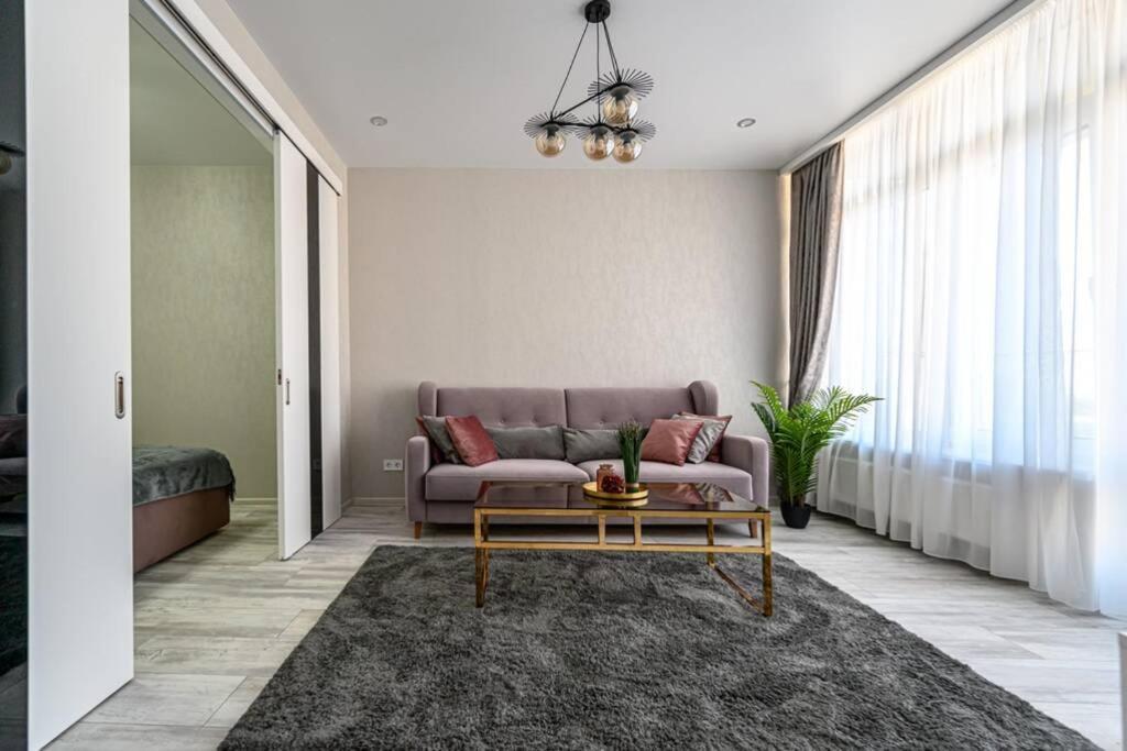 Комфортные Апартаменты 36 Жемчужина Odessa Ngoại thất bức ảnh