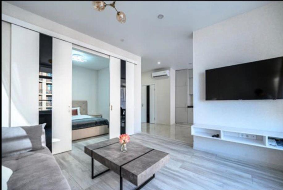 Комфортные Апартаменты 36 Жемчужина Odessa Ngoại thất bức ảnh